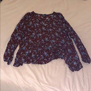 Floral AE Keyhole Pepulum Top